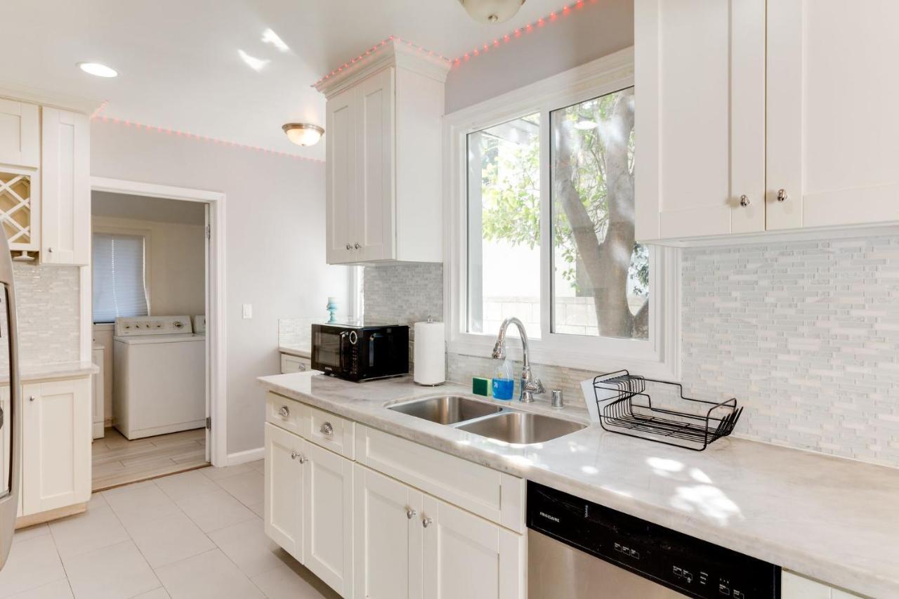 Holiday home Valley Modern Glam Charmer Los Angeles